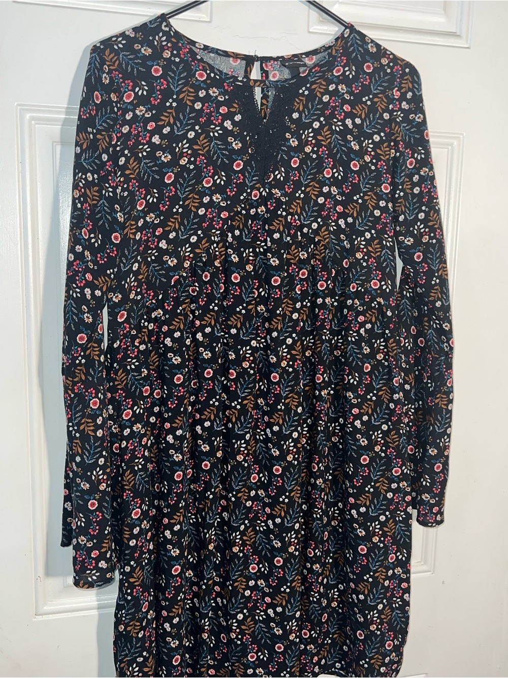 art class Black Floral Long Sleeve Babydoll Dress